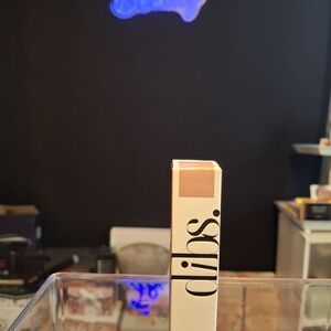 Dibs Beauty Lip Product